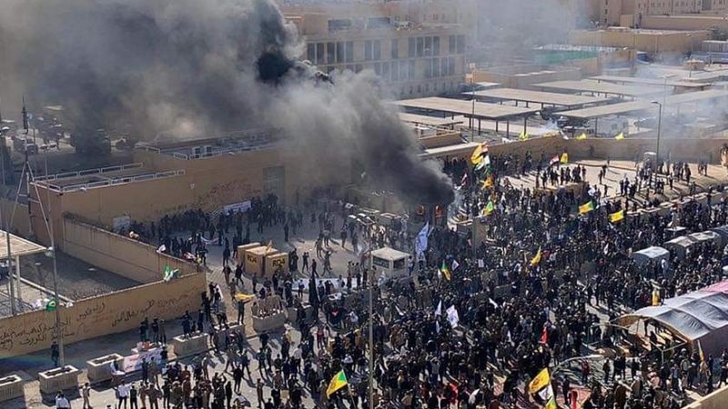 在イラク米大使館前の抗議行動　負傷者数が拡大