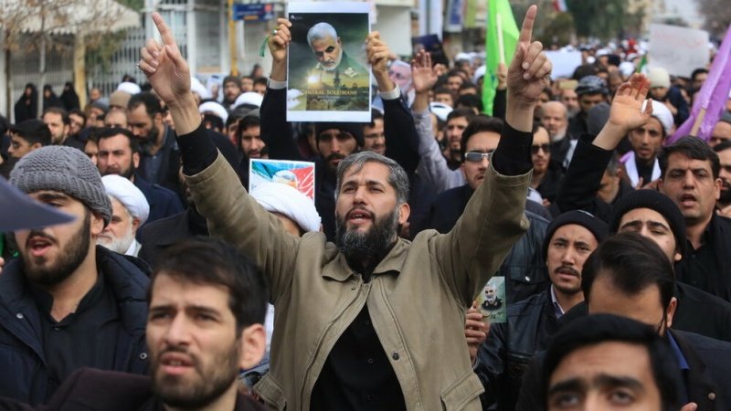 Rakyat Iran Gelar Pawai Mengutuk Kejahatan AS