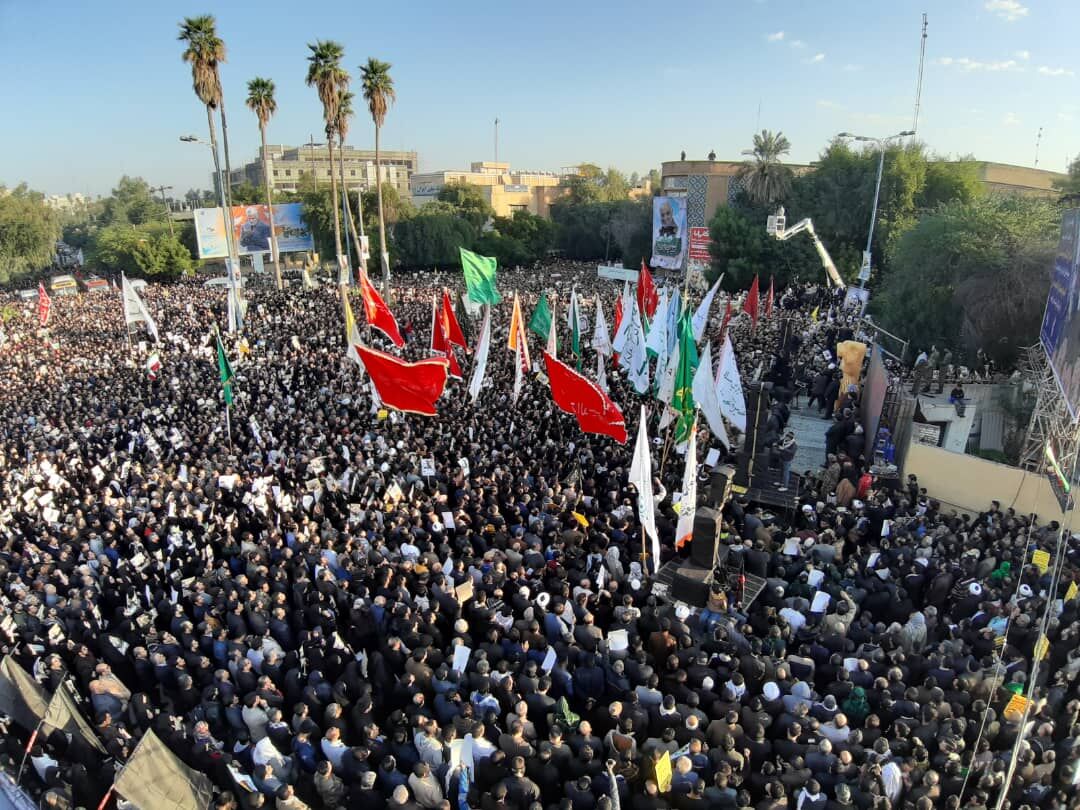 تجمع نادر تشهده مدينة اهواز.. خرجوا لاستقبال "الشهيد قاسم سليماني"