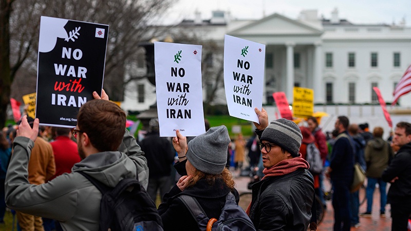 В США проведено более 70 митингов в знак протеста против террора генерал-полковника Сулеймани