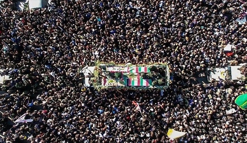General Süleymani'nin Tahran'da cenaze merasimine 7 milyon kişi katıldı