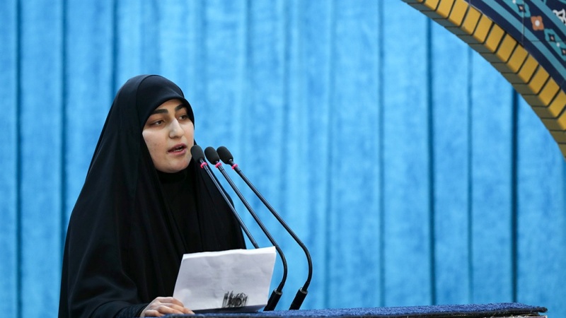 شہیدسلیمانی کی بیٹی کاخطاب،رہبرانقلاب اسلامی سےتجدیدعہد شہیدسلیمانی کی بیٹی کاخطاب،رہبرانقلاب اسلامی سےتجدیدعہد