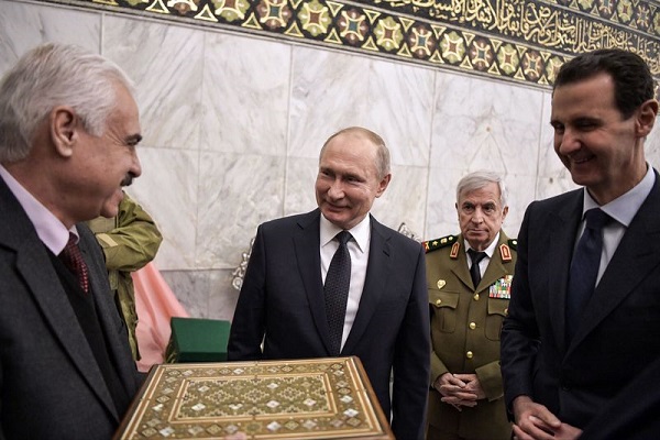 Путин в Дамаске посетил одну из старейших мечетей в мире