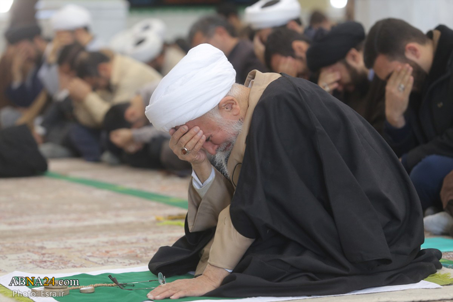Photos: Ayatolah Javadi Amoli participates at mourning ceremony for martyrdom of Hazrat Fatima (SA) 