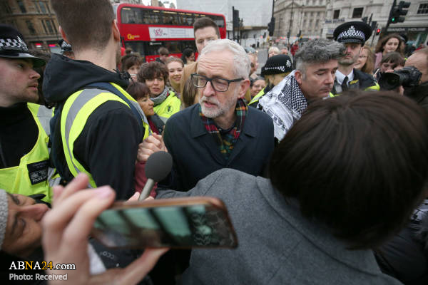 Berita Bergambar: Tunjuk Perasaan Anti-Perang Di London