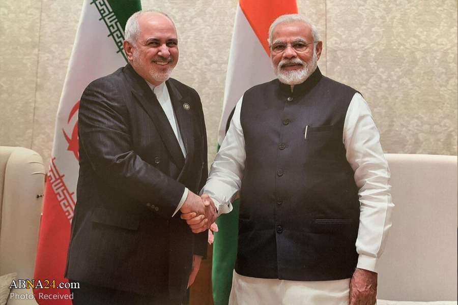 Iranian FM meets Indian PM in New Delhi