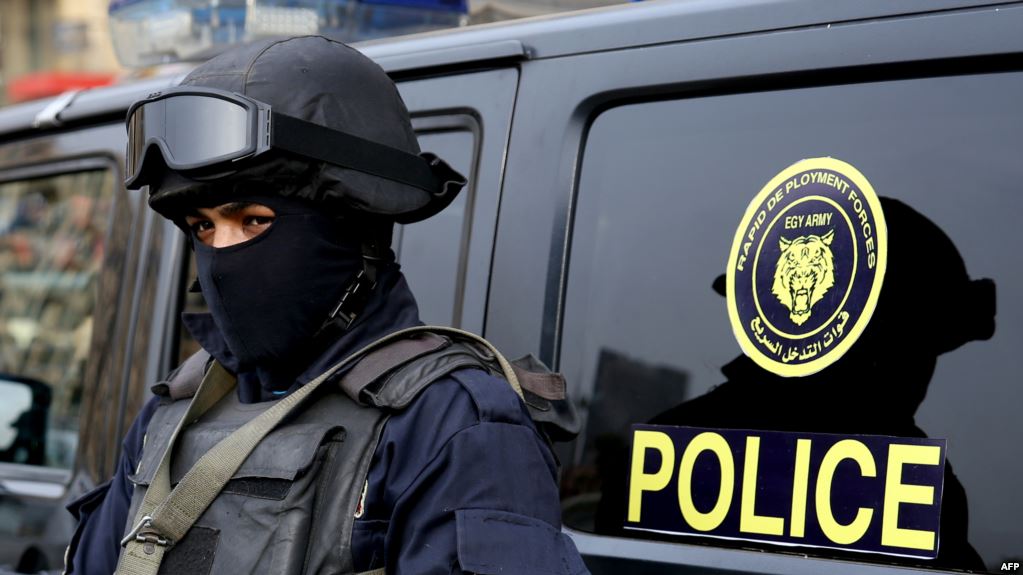 مصر تعلن ضبط 4 موظفين في "لجنة إعلامية تركية على صلة بالإخوان"