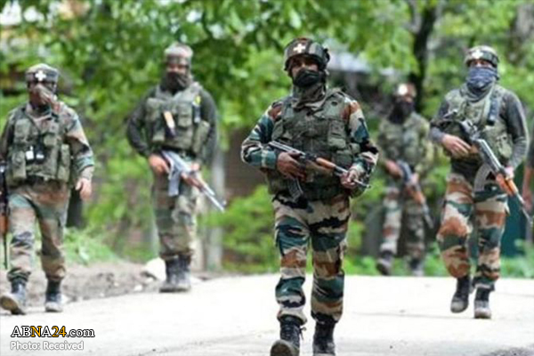 Pakistani PM urges UN to pressure India to allow supervision of ceasefire violations in Kashmir