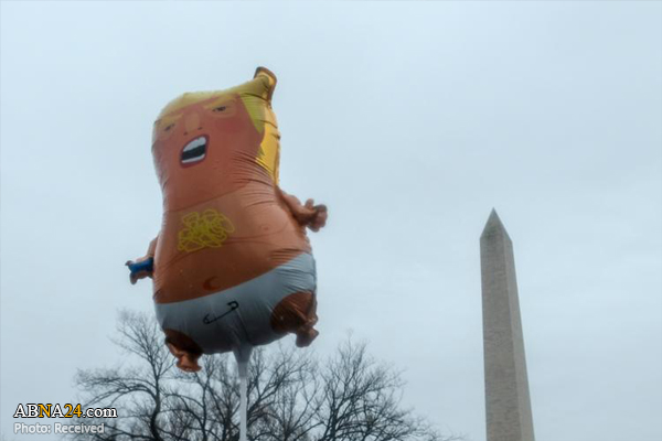 Thousands of women in US protest against Trump