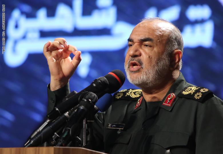 قائد الحرس الثوري: الشهيد سليماني بانه قائد عظيم واسطورة لا تنسى