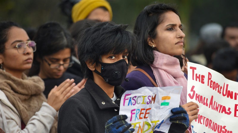 CAA पर सरकार के अड़ियल रवैये के बावजूद, देश भर में जनांदोलन जारी