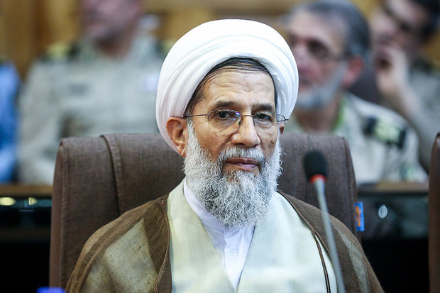 تمسك إيران بمدرسة الشهيد "قاسم سليماني" تحميها من المؤامرات