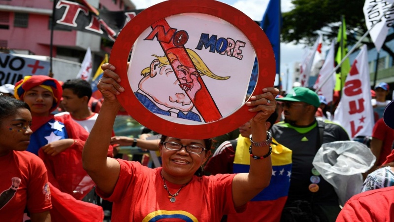 Venezuela halkından İran'la dayanışma eylemi