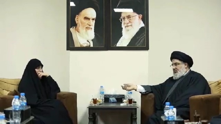 Vidéo / Moments de visite différente de Seyyed Hassan Nasrallah avec le fils du martyr Qassem Soleimani