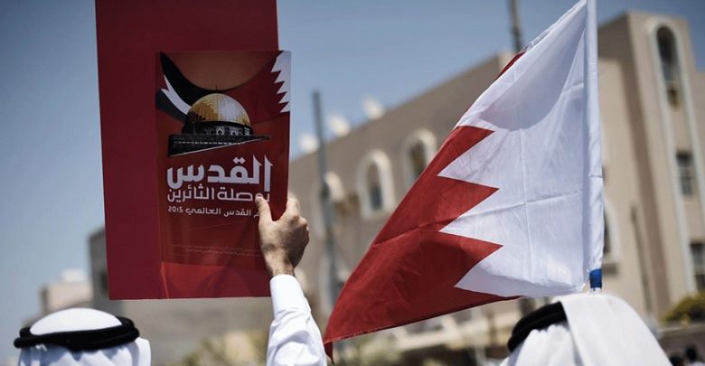 حكومة آل خليفة صفاً بصف مع الصهاينة ضدّ قضية فلسطين و “القدس” وبالمقابل رفض شعبي واسع