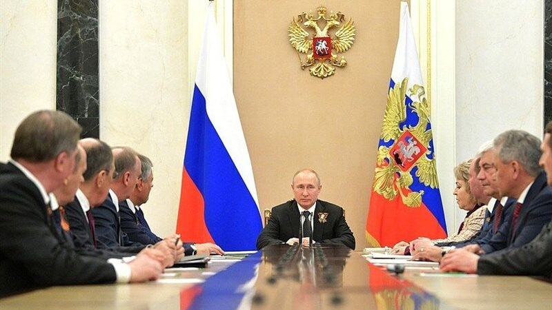 Распространение коронавируса в России и "Сделка века" - темы заседания Совета безопасности России под председательством Путина