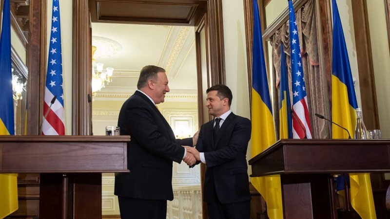 Поездка Помпео в Украину на фоне импичмента Трампа