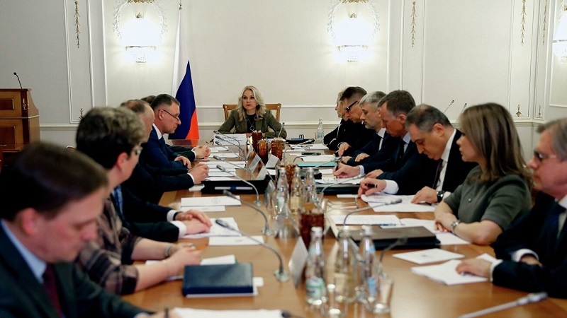  Коронавирус добрался до России