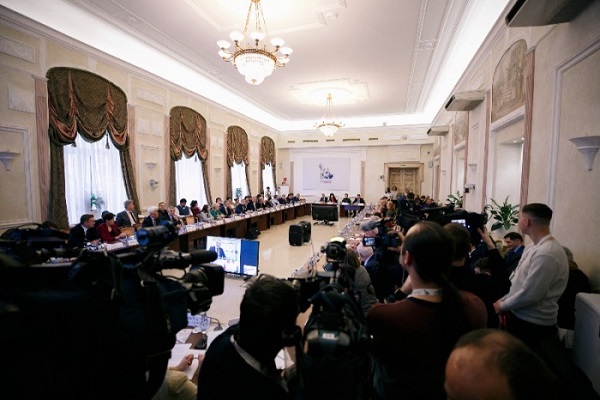 ДСМР представило свои предложения в поправки к Конституции РФ