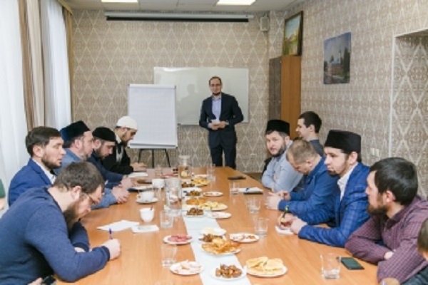 В Культурном центре мусульман Пензы учат навыкам ораторского искусства 