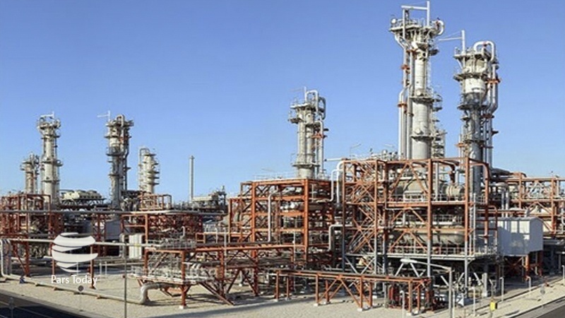 Fars Körfezi Güney Pars'ta 14. ünite gaz havzasında son platform yerleştirildi