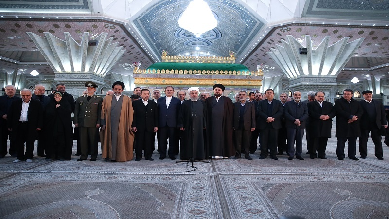 Cumhurbaşkanı Ruhani: İran zillete boyun eğmez