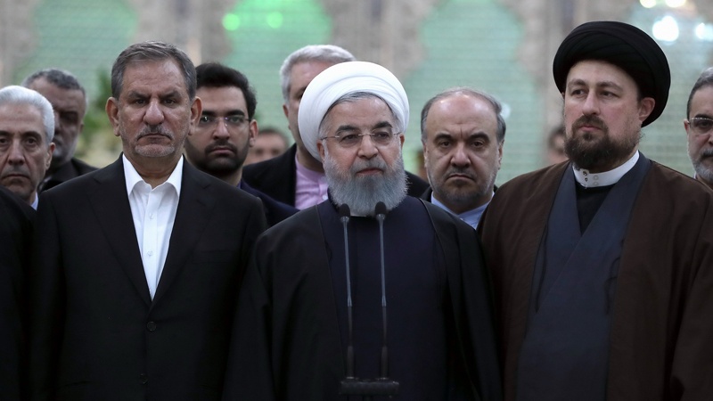 Ang Pangulo ng Iran, mga Kasapi ng Gabinete Muling Nagbago ng Katapatan sa mga Mithiin ng Imam Khomeini