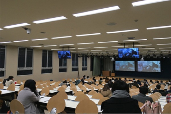  Présentation d’un documentaire sur la révolution islamique à Tokyo