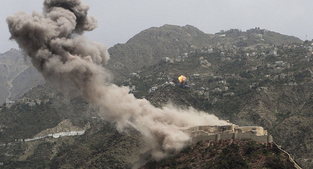  Yémen: Des stocks d’armes et de munitions de la coalition à Maarib bombardés