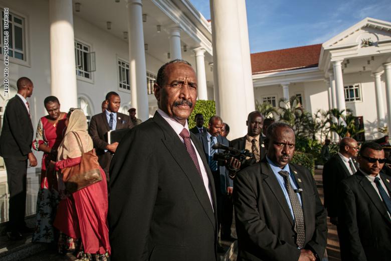 دعوى قضائية ضد البرهان ومليون توقيع سوداني ضد التطبيع