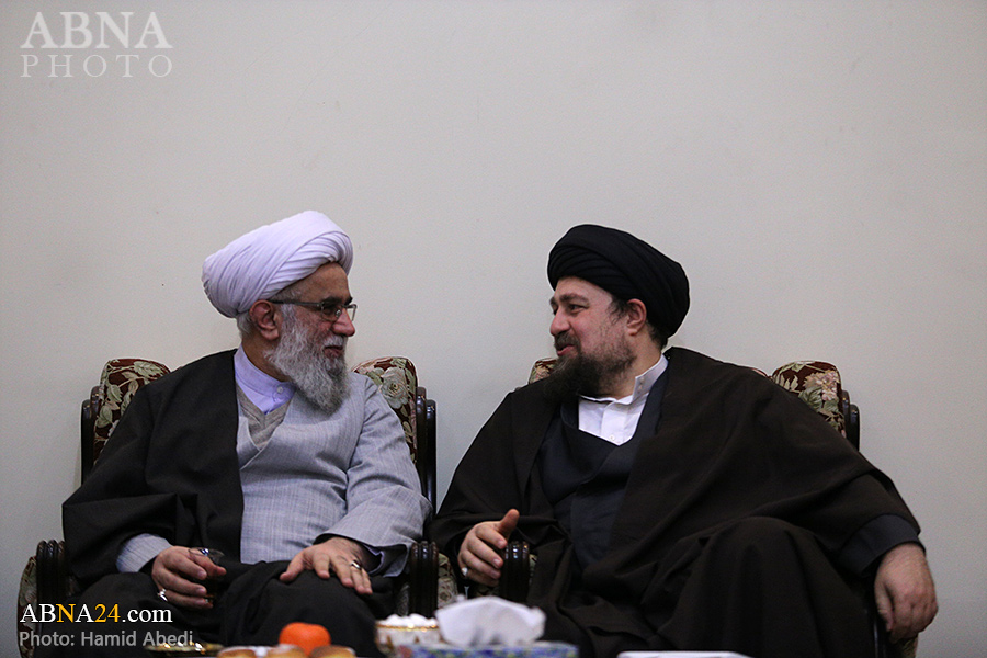 Photos: Secretary-General, staff of AhlulBayt (a.s.) World Assembly pay tribute to Imam Khomeini on anniv. of Islamic Revolution