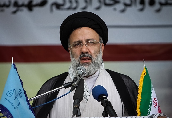 آية الله رئيسي: سنجعل قعر الخليج الفارسي مكانا لاميركا