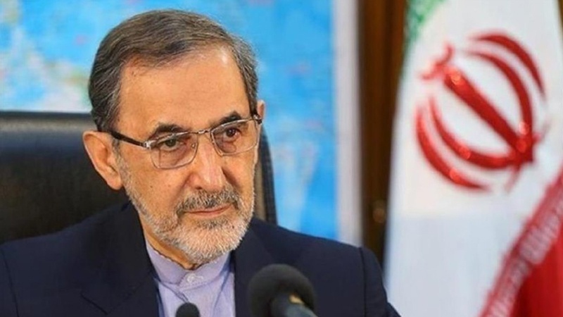 ویلایەتی : "دانووستانی سەدە" خۆکوشتنی ڕامیاری "ترامپ"ە