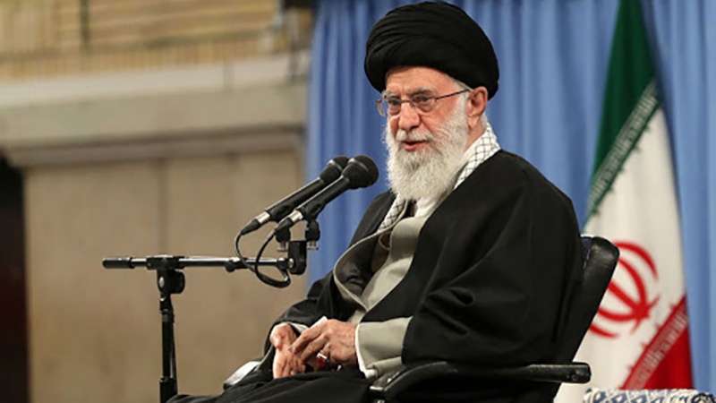Pertemuan Pasukan AU Militer Iran dengan Rahbar (2)