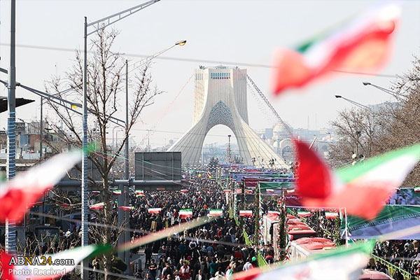 Massive rallies held across Iran to mark anniversary of Islamic Revolution victory