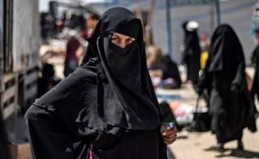 نائب يحذر من نقل عوائل داعش من "سوريا إلى العراق"