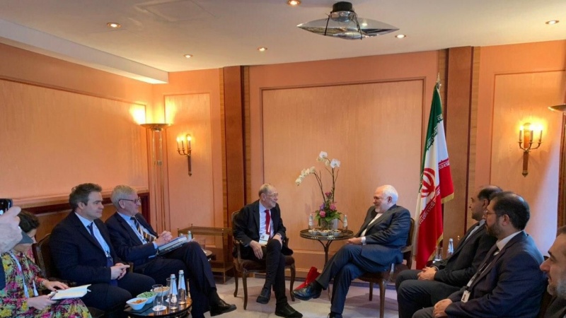 Bakan Zarif'in Münih'teki görüşmeleri