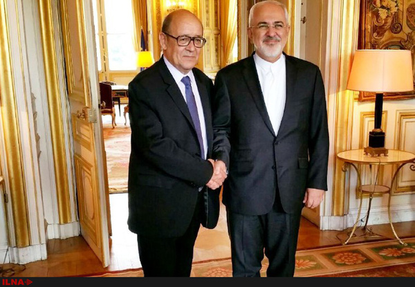 Zarif Fransız mevkidaşıyla Münih'te görüştü