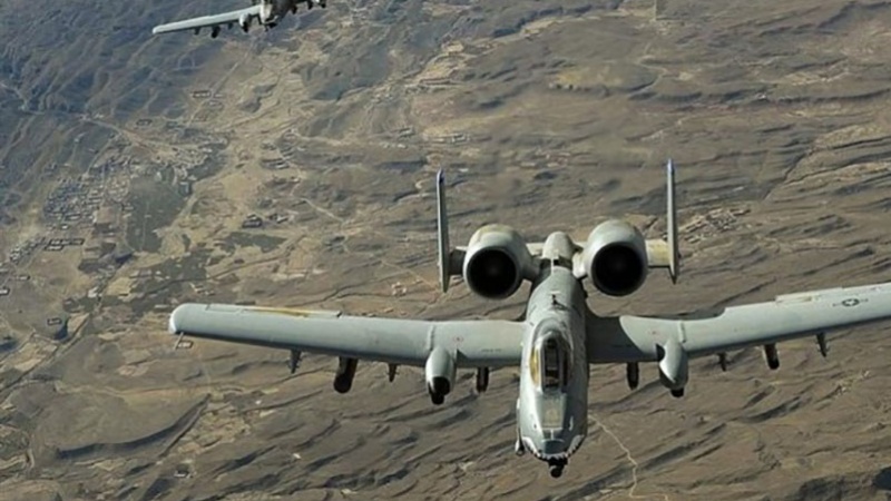 アフガン前大統領が、米軍空爆による民間人の殺害を非難