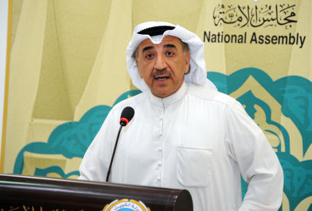 الكويت: عبدالحميد دشتي لو دخل السجن اليوم سيخرج عام 2093