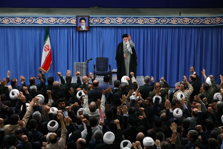 انتخابات میں حصہ لینا شرعی ، قومی اور انقلابی فریضہ ہے: رہبر انقلاب اسلامی