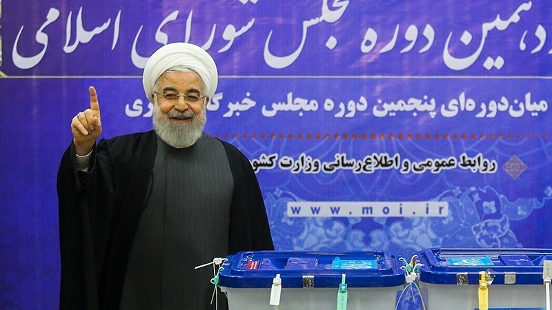 Presiden Iran Memberikan Suaranya di TPS Kemendagri