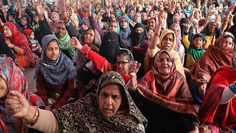 دہلی کے جعفرآباد اور چاندباغ میں بھی سڑک پر سی اے اے کے خلاف دھرنا