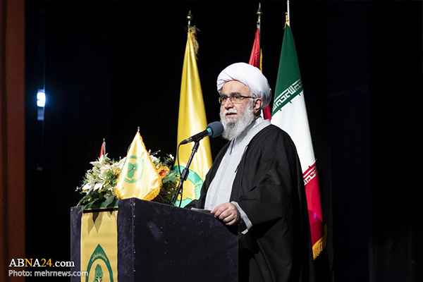 آية الله رمضاني: عائلة الحكيم عائلة الفقاهة والشهادة