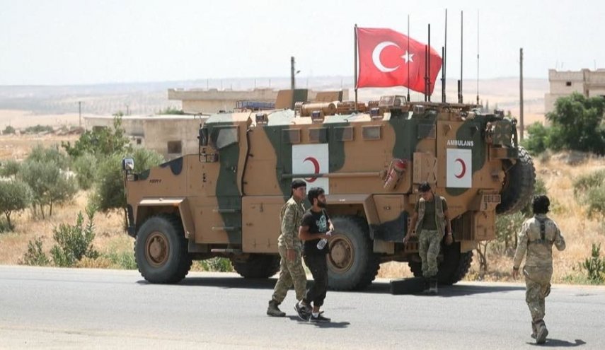 مقتل جنديين تركيين في غارة جوية بسوريا في إدلب