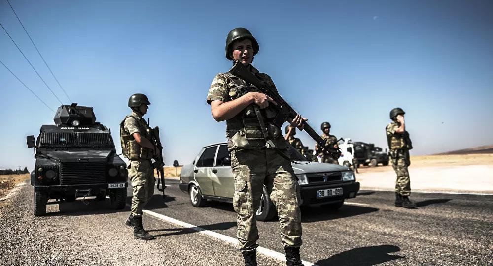 Ex-ministro das Relações Exteriores da Turquia: Erdogan busca renúncia de Bashar Assad