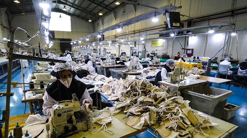 Industri Kemenhan Iran Produksi 20.000 Masker Perhari 