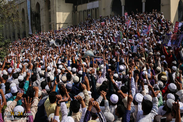 Photos: Thousands of Bangladeshi people protest against India violence toward Muslims