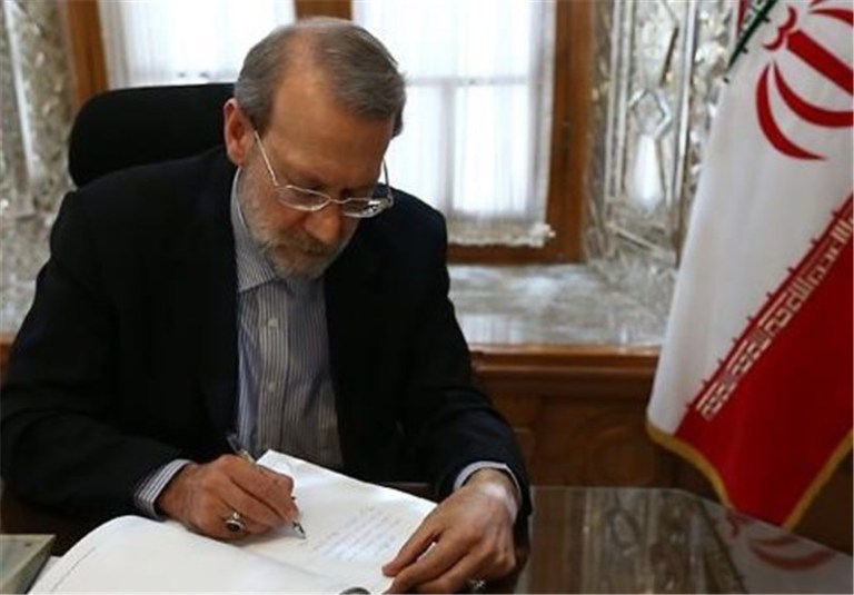 سەرەخۆشیی عەلی لاریجانی بۆ کۆچی دوایی سیامەند ڕەحمان