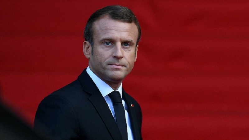 Coronavirus, Macron ordina il sequestro di tutte le maschere protettive